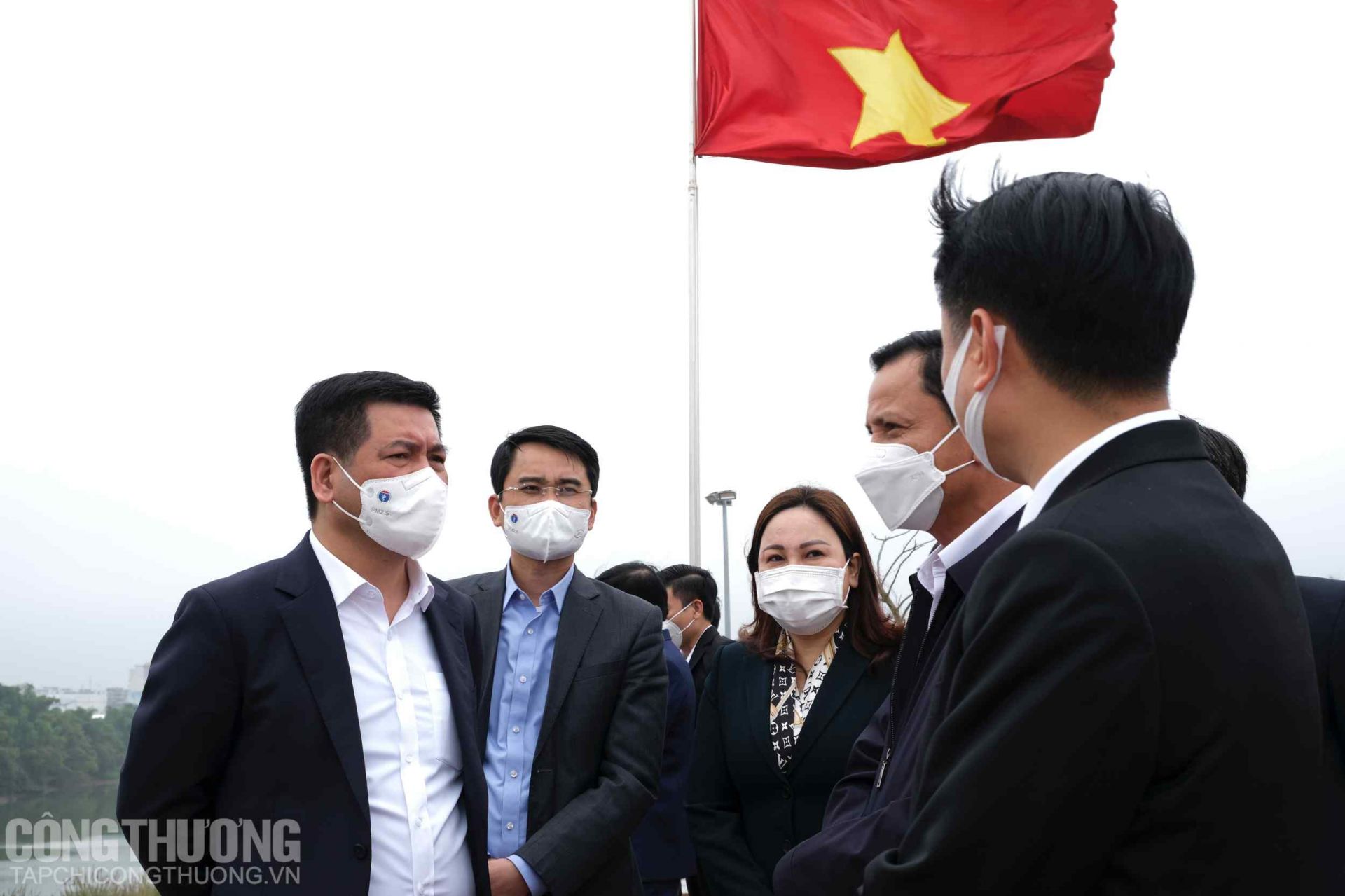 Bộ trưởng Nguyễn Hồng Diên cùng đoàn công tác Ban chỉ đạo giải quyết tình hình ùn tắc Cwin Đăng Ký + 1888k Cwin63 sân chơi đỉnh cao kiểm tra thực tế tình hình xuất Cwin com sòng bạc trực tuyến tại Lạng Sơn
