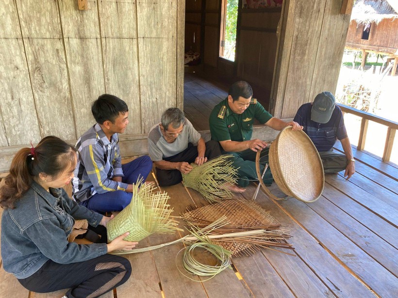 dan nguoi khua