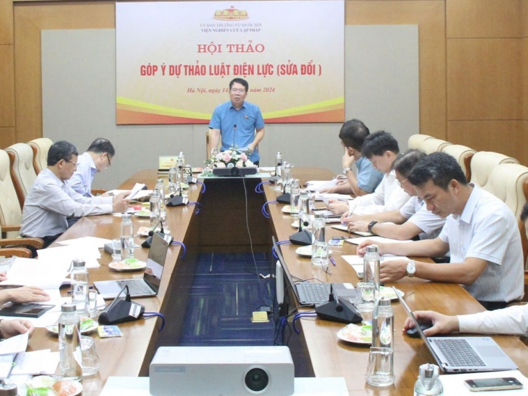 [Emagazines] Sửa đổi Luật Điện lực là rất cần thiết, cấp bách