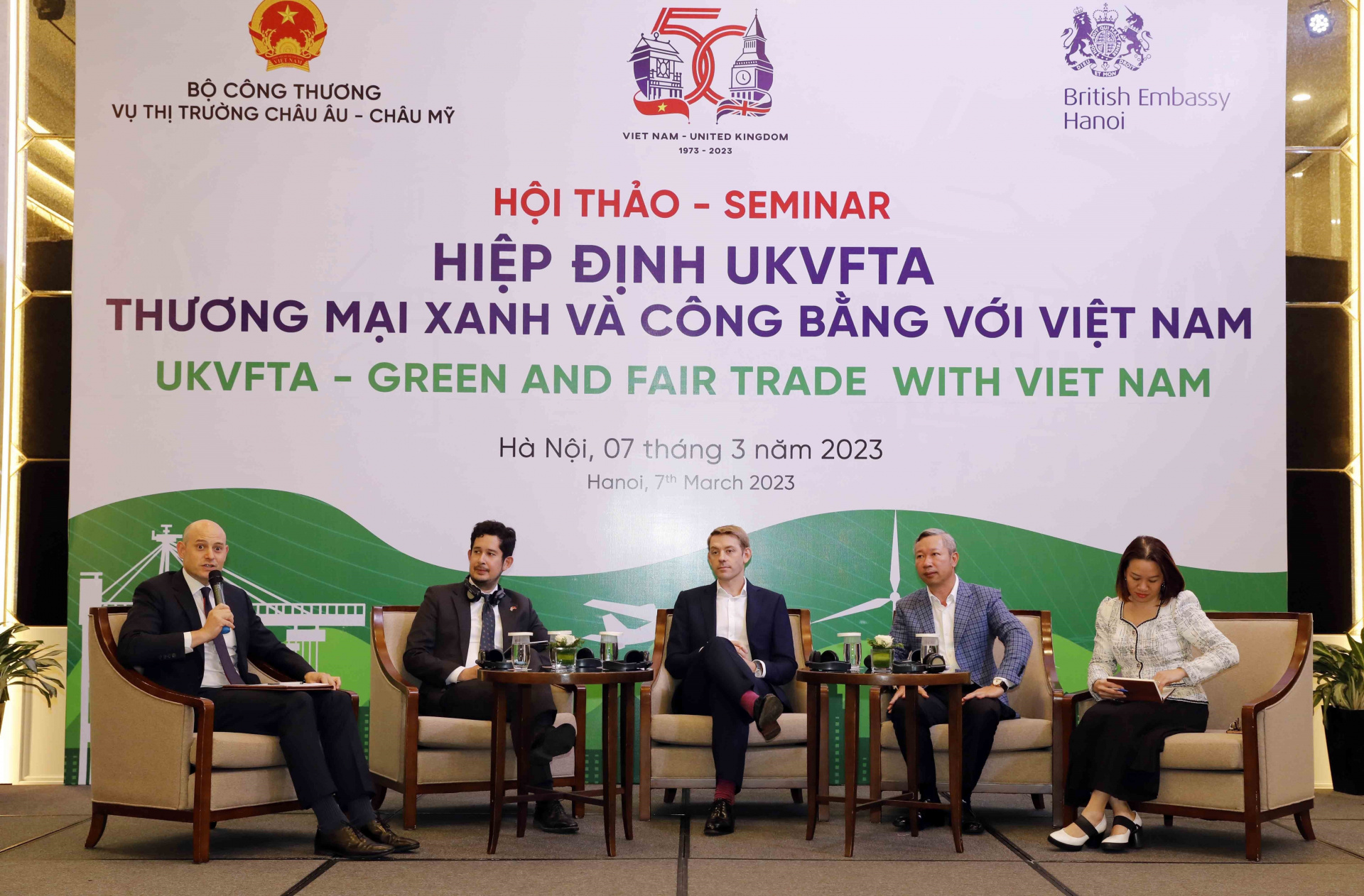 thương mại xanh
