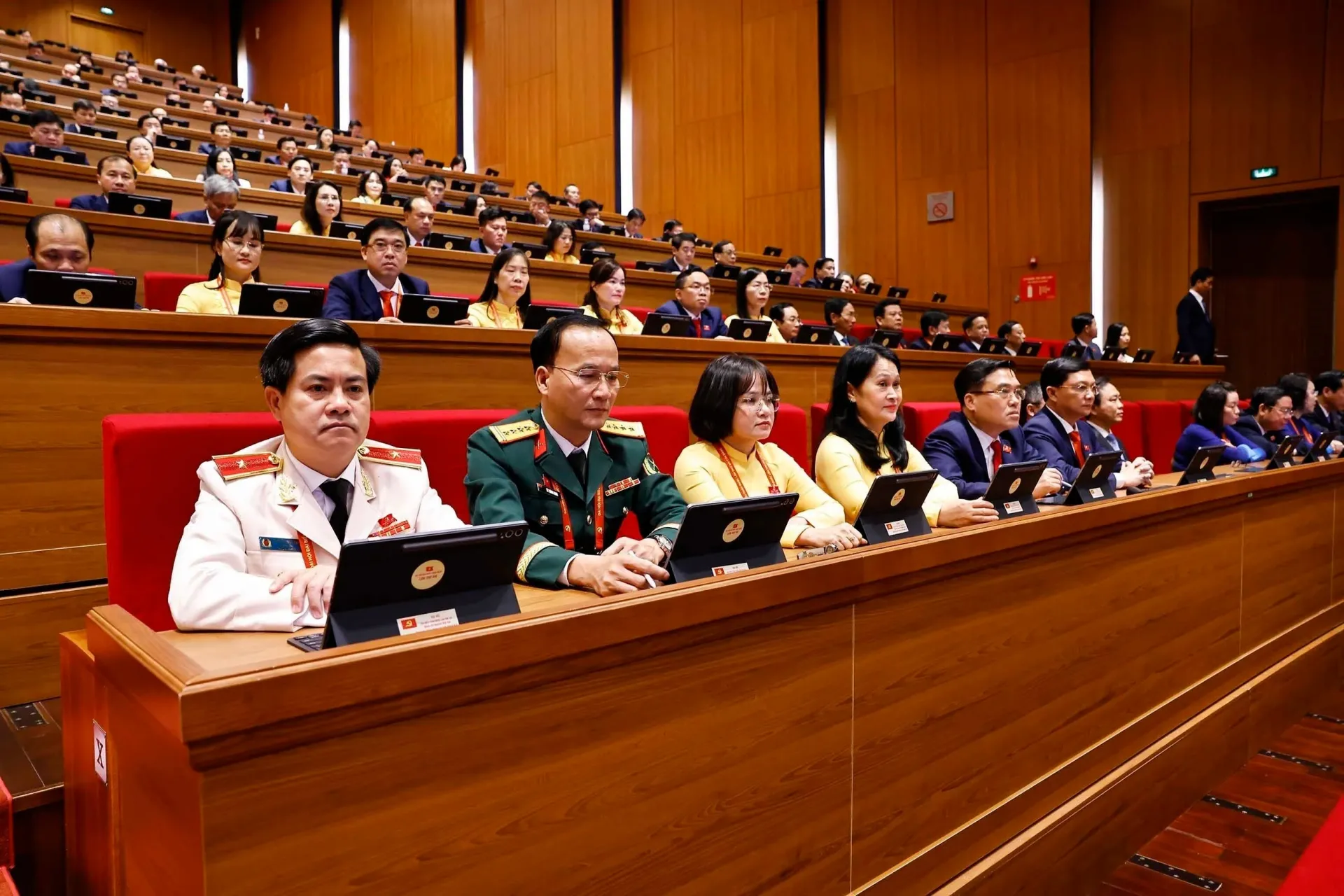 Cwin666 công ty cờ bạc uy tín nhất trình bày Báo cáo của Ban Chấp hành Trung ương Đảng khóa XIII về các văn kiện trình Đại hội XIV của Đảng. Ảnh: TTXVN