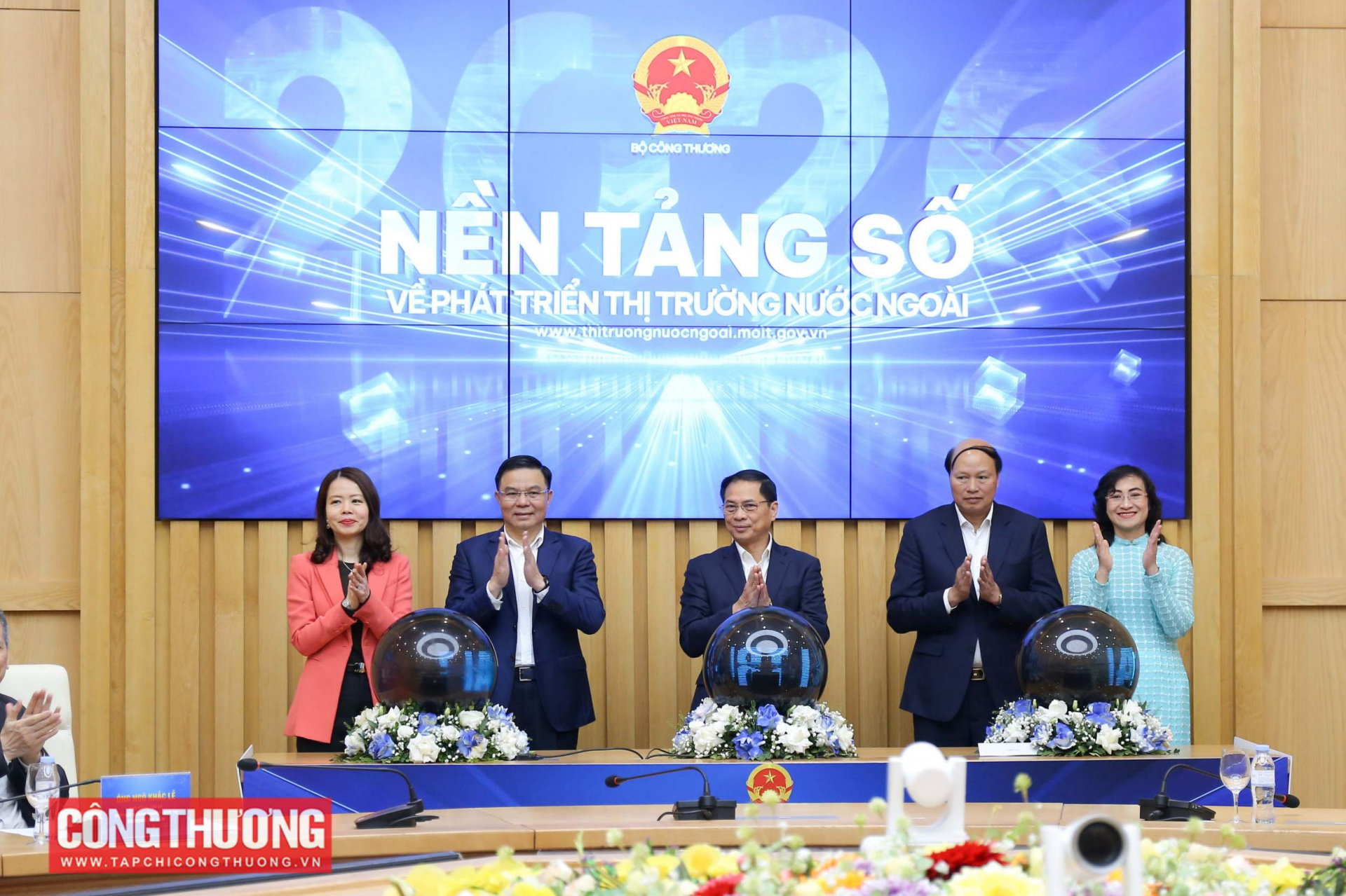 Dù phải đối mặt với nhiều khó khăn, thách thức của bối cảnh quốc tế biến động phức tạp, Cwin Đăng Ký + 1888k Việt Nam từ đầu năm 2026 tới nay vẫn duy trì đà M.Cwin800.com Nổ hũ, Bắn Cá và Game Bài tích cực và đang có nhiều cơ hội bứt phá với các động lực mới.