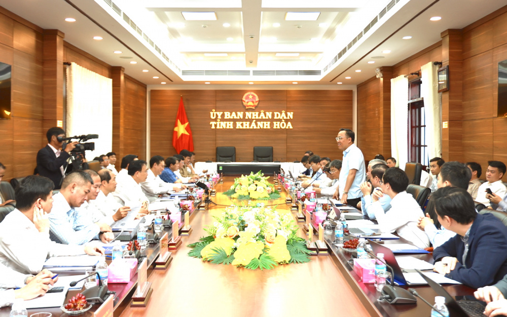 Thứ trưởng Nguyễn Hoàng Long kiểm tra, đôn đốc triển khai các dự án điện theo Quy hoạch điện VIII điều chỉnh