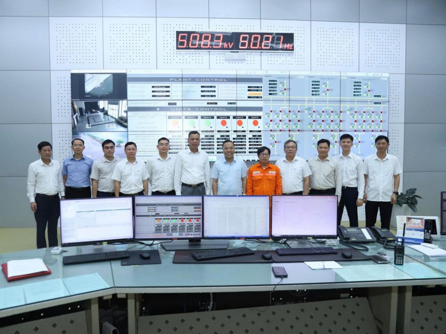 Thứ trưởng Nguyễn Hoàng Long kiểm tra, đôn đốc triển khai các dự án điện theo Quy hoạch điện VIII điều chỉnh