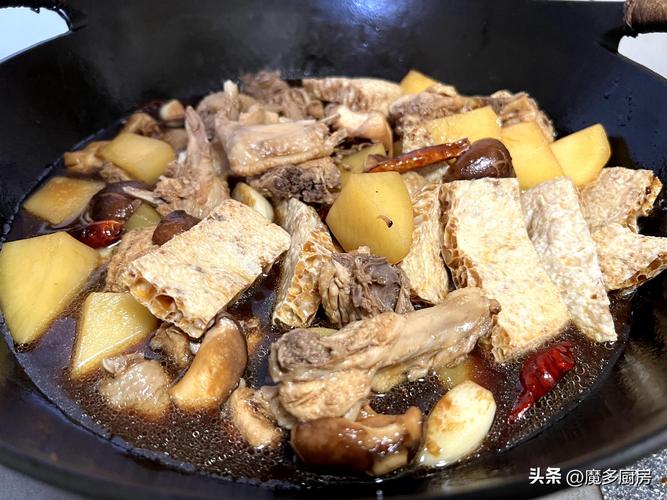 Phú Thọ: Xử lý hơn 190 vụ trong đợt cao điểm chống buôn lậu, gian lận thương mại và hàng giả