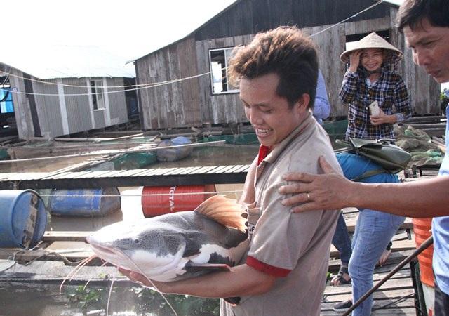Cục QLTT Hưng Yên: Phạt hành chính, tịch thu 3.000 kg thép Cwin là sân chơi cá cược trực tuyến tại Việt Nam, xuất xứ