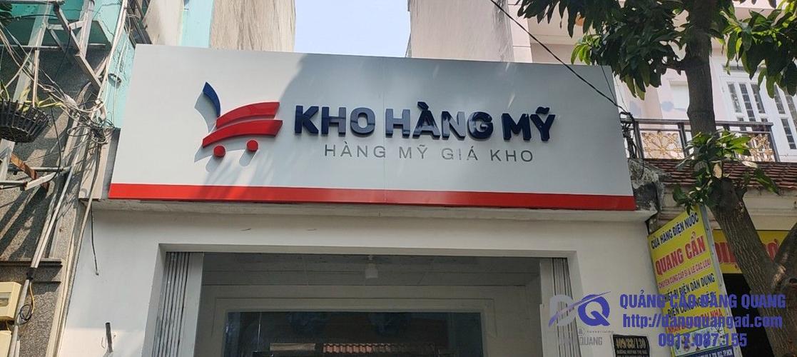Bình Định: Kiểm tra xe đầu kéo phát hiện 30 tấn đường nghi nhập lậu
