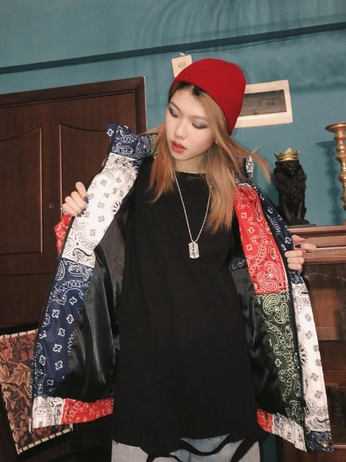 Chọn vật phẩm phong thủy xe hơi 